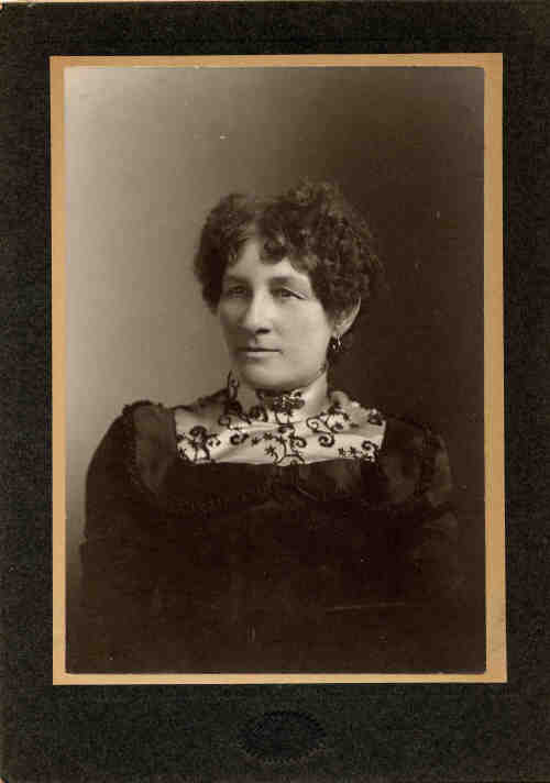 Nora Bessie Kentfield (1888–1961)